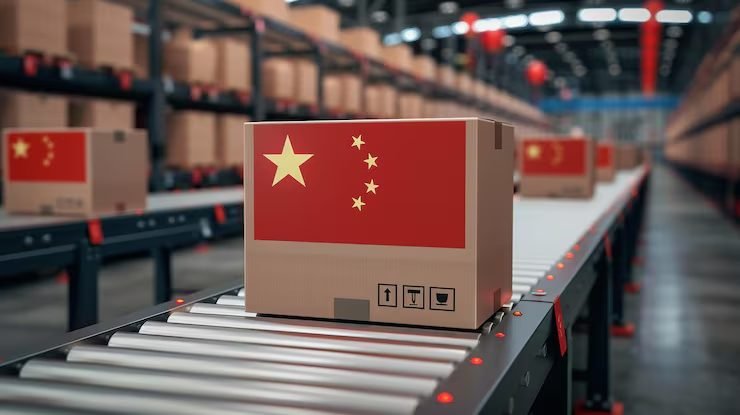 Export carton on a warehouse conveyor in China